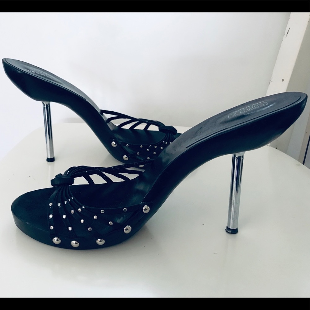 SCHUTZ VINTAGE RETRO HEEL